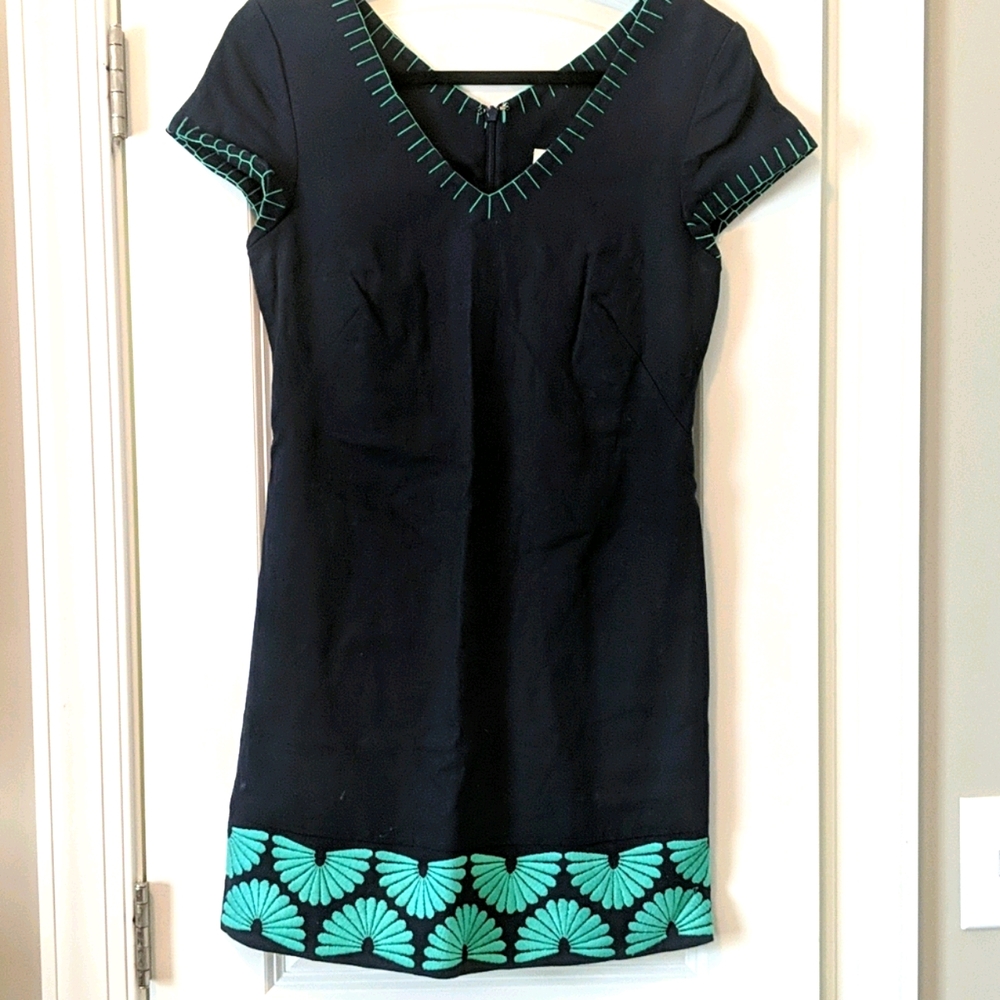 Vineyard Vines Navy linen dress